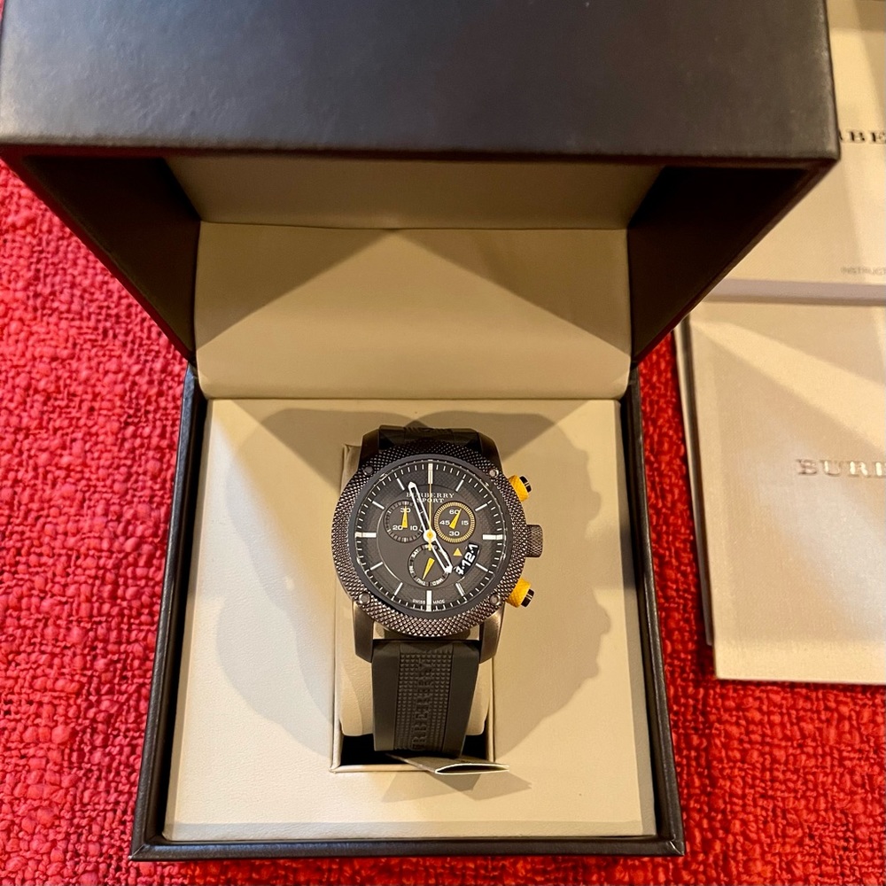 Burberry Sport Chronograph Watch. 44 mm.